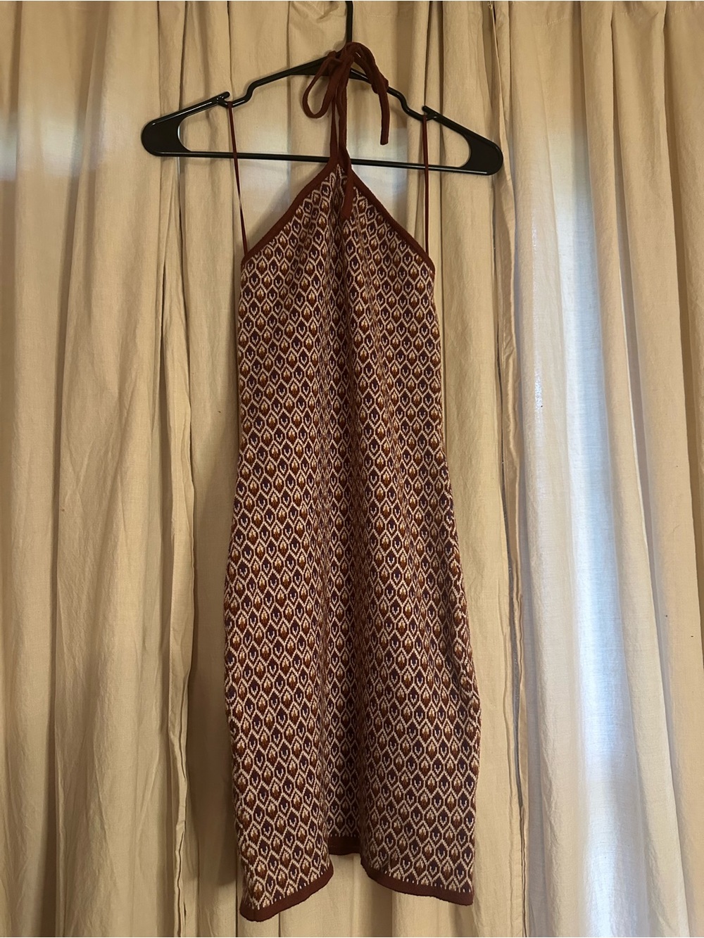 Gianni Bini One-Shoulder Midi Dress in Rust and Cream Diamond Print